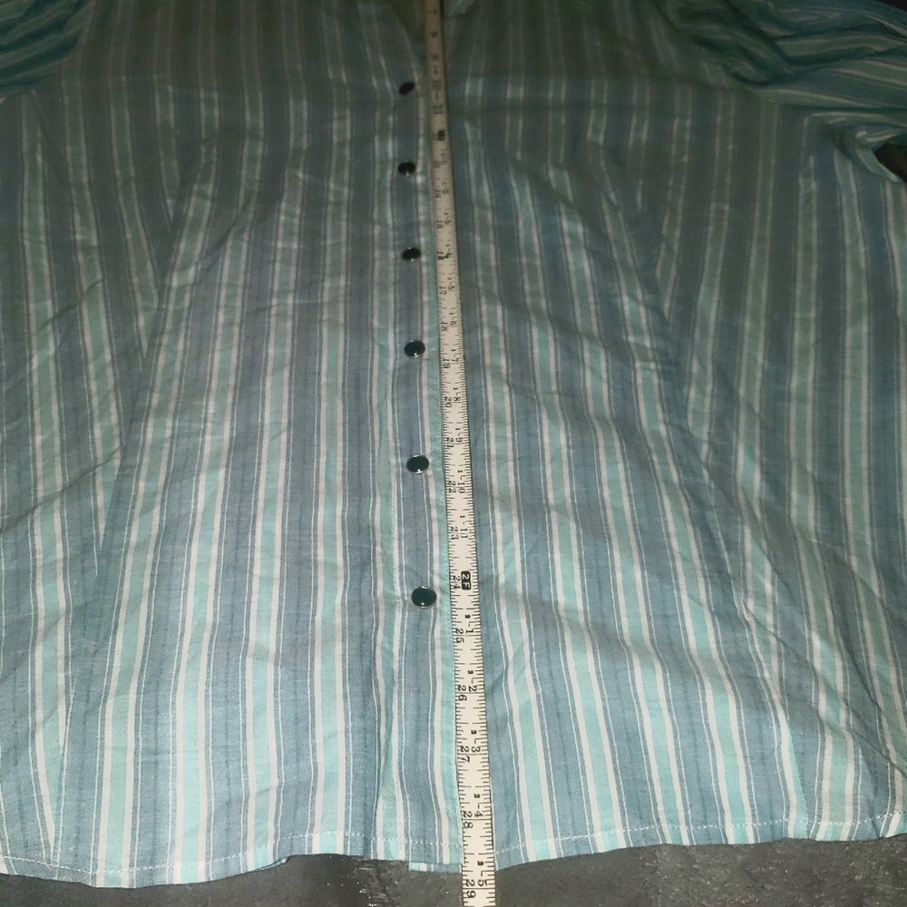 NWOT Denim Co blue button up with stripes - Picture 8 of 11
